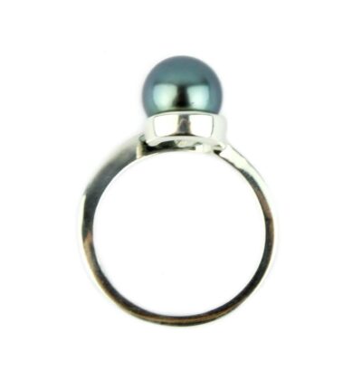 Anillo de plata con perla negra de Tahití, vista frontal